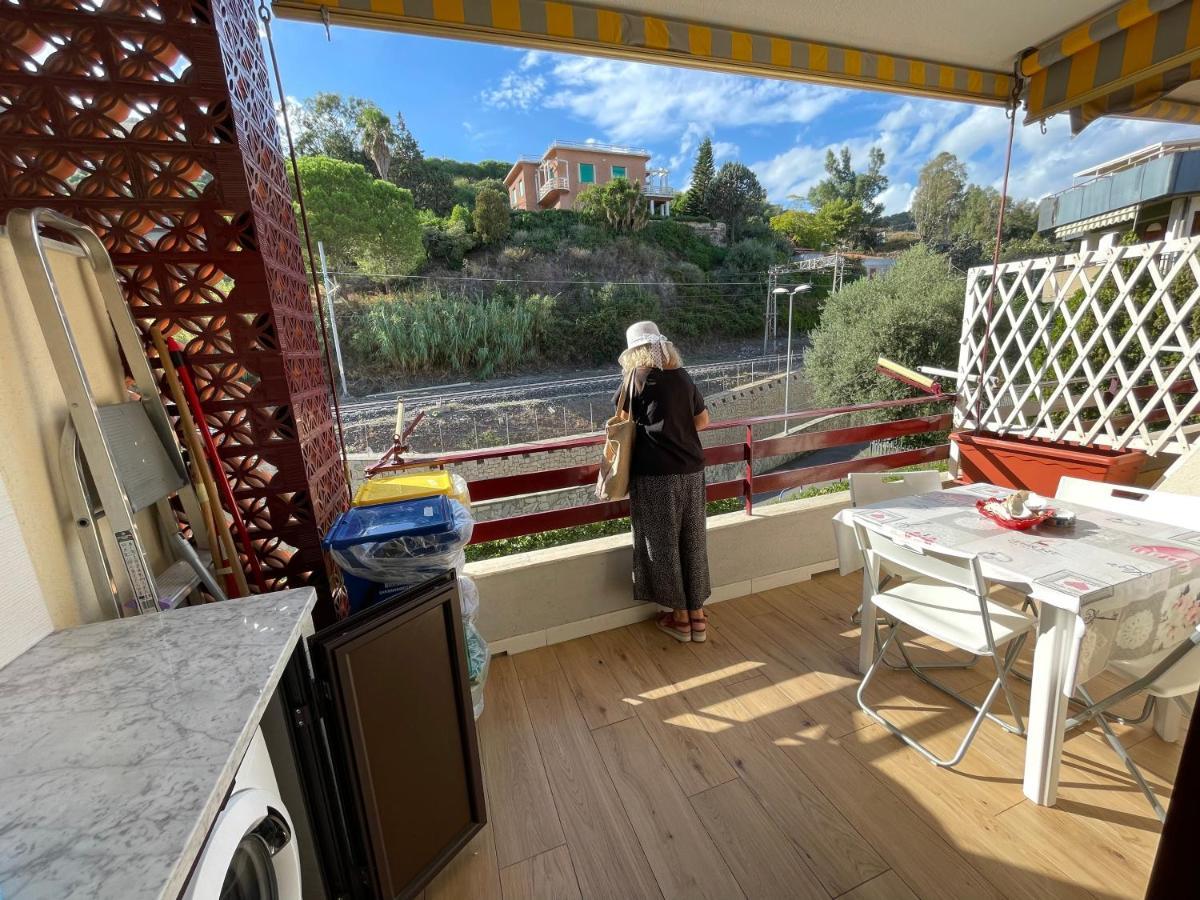 Incantevole Appartamento Taormina SantʼAlessio Siculo Exterior foto